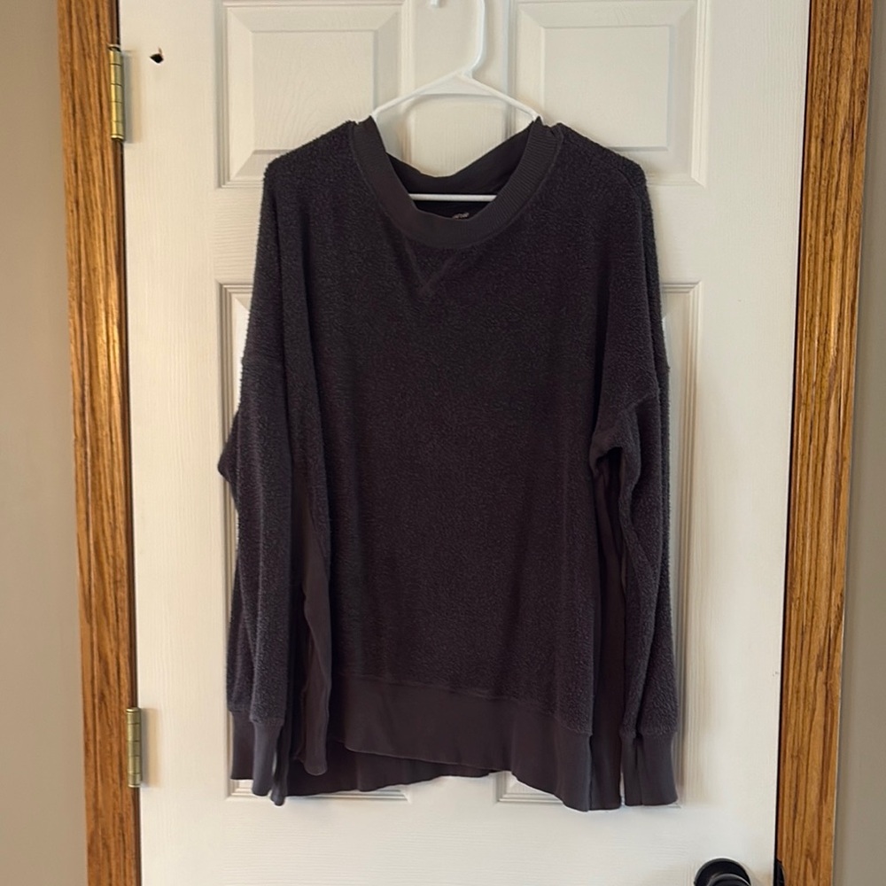 Charcoal Fleece Pullover